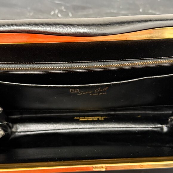 1950's Susan Gail Black Leather Handbag with gold tone hardware - Picture 6 of 16